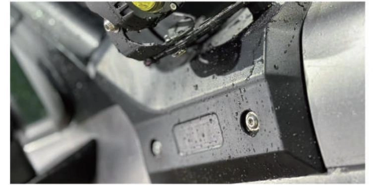 A Pillar Handle and A Pillar Spot light Holder for Tank 300