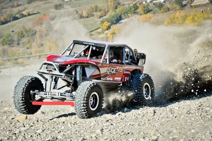 What Are The Similarities And Differences between The Tank 300, Ford Bronco, And Jeep Wrangler?