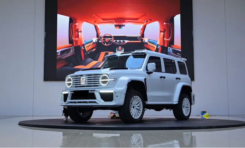 HANTOUR:Tank 300 Gets a Stunning Makeover! Orange-White Interior + White Exterior Is Simply Irresistible
