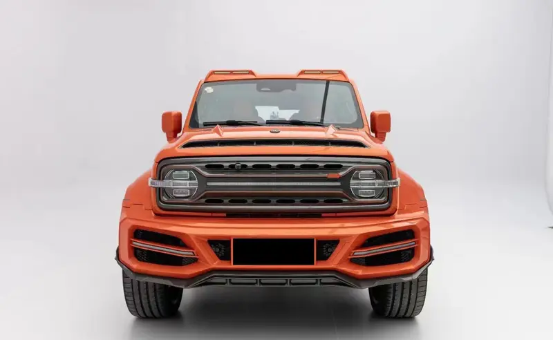 HANTOUR:Tank 300 Orange-Black Customization: A Perfect Fusion of Off-Road Vitality and Luxury