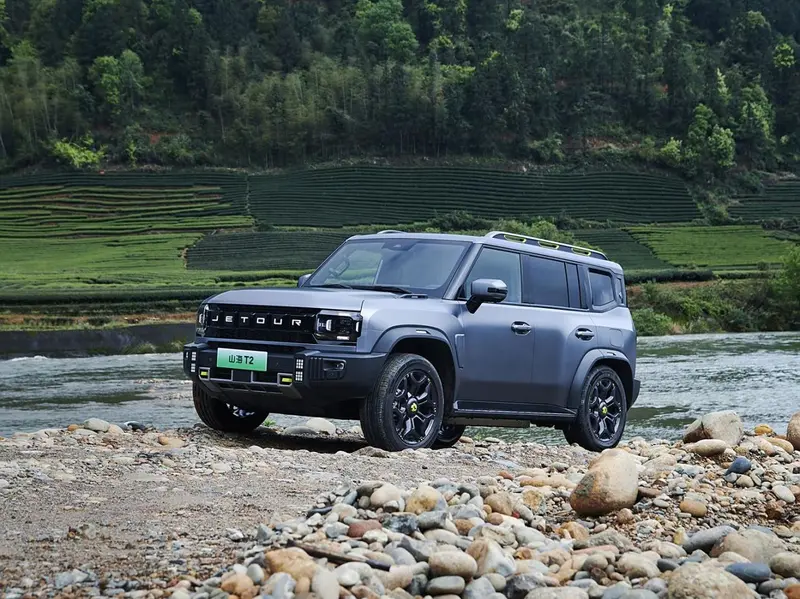 HANTOUR: The Battle of 200,000 RMB New Energy "Box-Style" SUVs: Deep Blue G318 vs. Jetour Shanhai T2