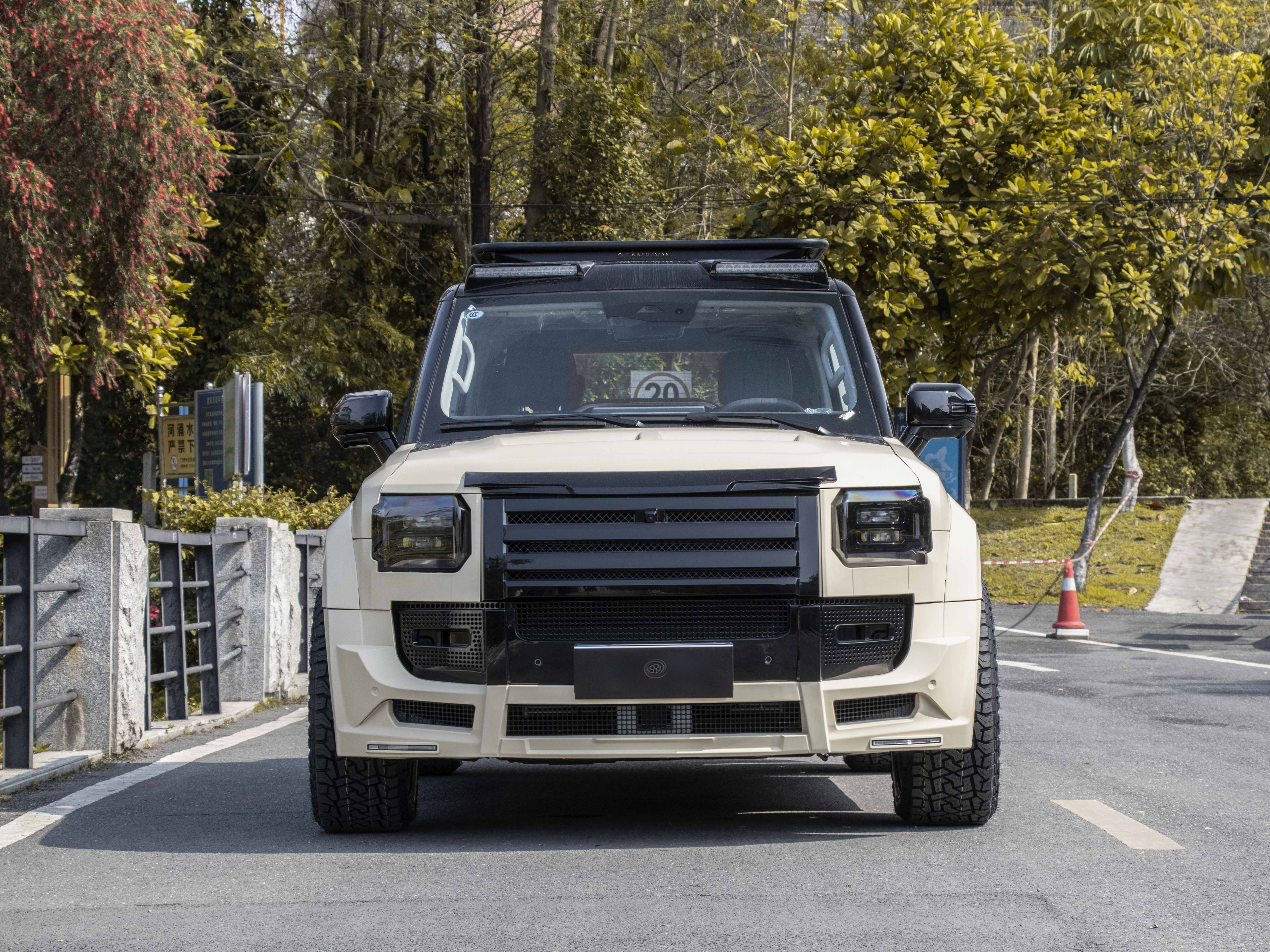 HANTOUR: Jetour T1/T2: Exploring the Fusion of Ruggedness and Practicality