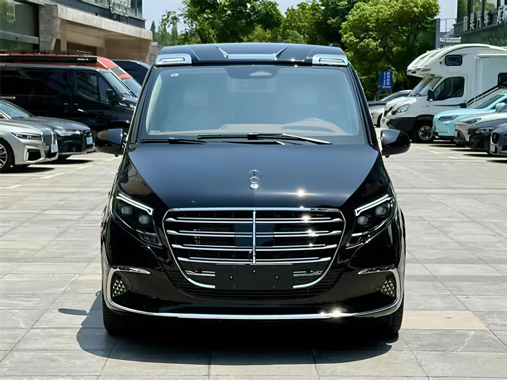 HANTOUR：Mercedes-Benz Vito 7-seater business luxury modified version, all-round reception and travel
